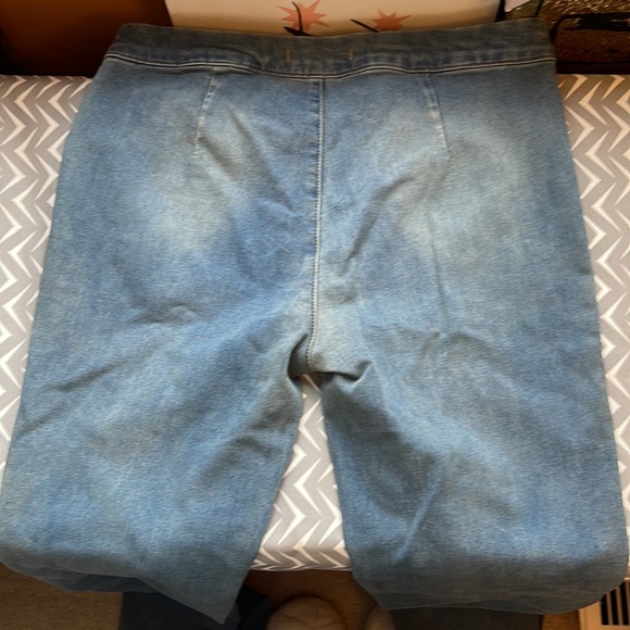 Free People Stretchy Semi Flare Slit Bottom Jeggings Side Zip W 29 NWOT - Picture 2 of 14